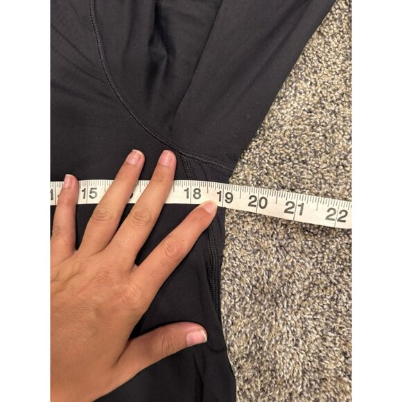 Lululemon Run: Warm Up Crew Black Size 8 EUC - Picture 5 of 5